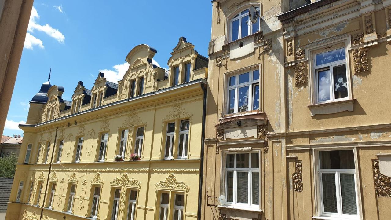 Spa Apartment Raisova Карлові Вари Екстер'єр фото